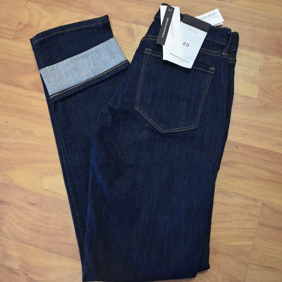 NWT Banana Republic Girlfriend Jeans - Picture 1 of 5